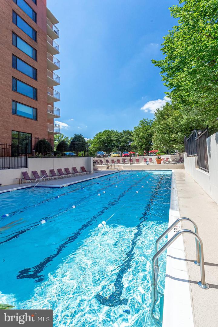 1121 ARLINGTON BLVD #204, ARLINGTON, Virginia 22209, 1 Bedroom Bedrooms, ,1 BathroomBathrooms,Residential,For sale,1121 ARLINGTON BLVD #204,VAAR2051914 MLS # VAAR2051914