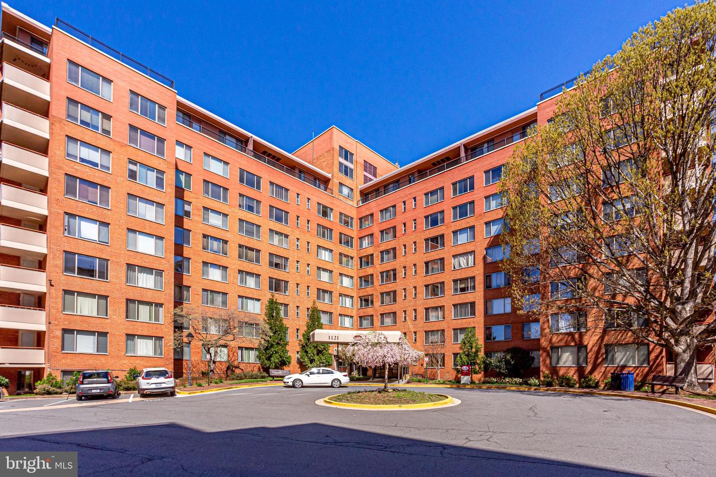 1121 ARLINGTON BLVD #204, ARLINGTON, Virginia 22209, 1 Bedroom Bedrooms, ,1 BathroomBathrooms,Residential,For sale,1121 ARLINGTON BLVD #204,VAAR2051914 MLS # VAAR2051914