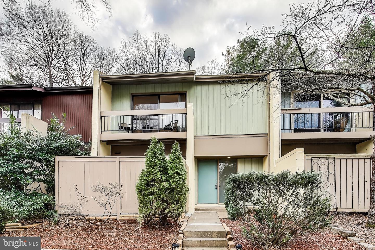 11627 NEWBRIDGE CT, RESTON, Virginia 20191, 3 Bedrooms Bedrooms, ,2 BathroomsBathrooms,Residential,For sale,11627 NEWBRIDGE CT,VAFX2215928 MLS # VAFX2215928