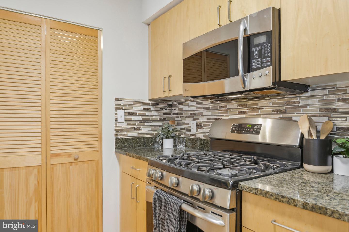 1000 NEW JERSEY AVE SE #829, WASHINGTON, District Of Columbia 20003, 1 Bedroom Bedrooms, ,1 BathroomBathrooms,Residential,For sale,1000 NEW JERSEY AVE SE #829,DCDC2173102 MLS # DCDC2173102
