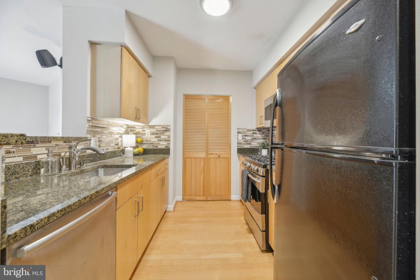 1000 NEW JERSEY AVE SE #829, WASHINGTON, District Of Columbia 20003, 1 Bedroom Bedrooms, ,1 BathroomBathrooms,Residential,For sale,1000 NEW JERSEY AVE SE #829,DCDC2173102 MLS # DCDC2173102
