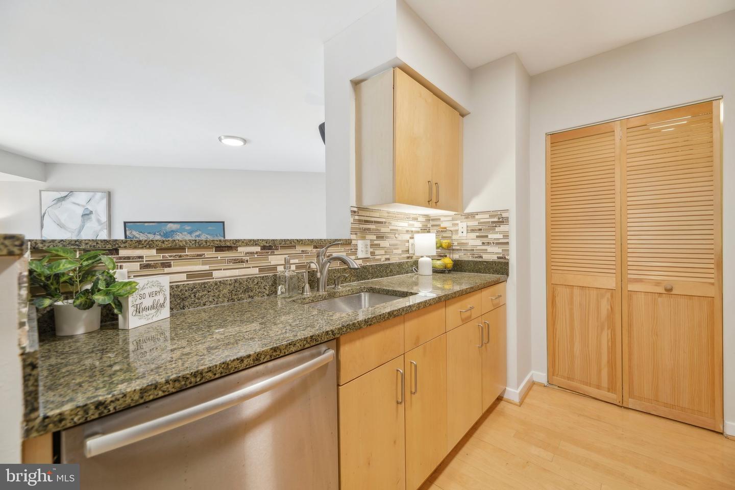 1000 NEW JERSEY AVE SE #829, WASHINGTON, District Of Columbia 20003, 1 Bedroom Bedrooms, ,1 BathroomBathrooms,Residential,For sale,1000 NEW JERSEY AVE SE #829,DCDC2173102 MLS # DCDC2173102