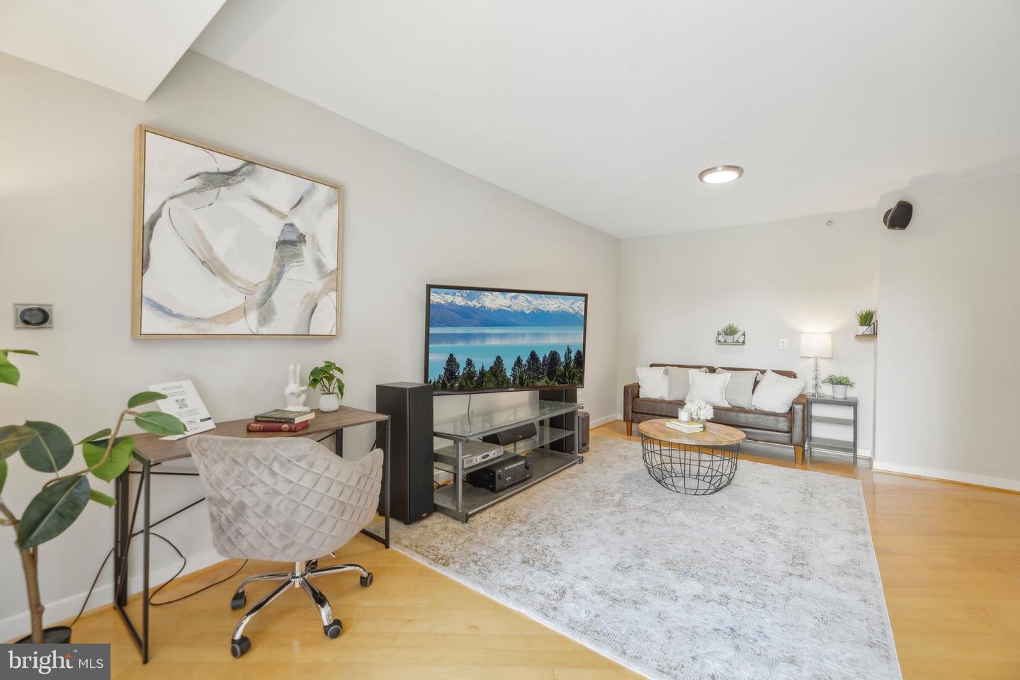 1000 NEW JERSEY AVE SE #829, WASHINGTON, District Of Columbia 20003, 1 Bedroom Bedrooms, ,1 BathroomBathrooms,Residential,For sale,1000 NEW JERSEY AVE SE #829,DCDC2173102 MLS # DCDC2173102