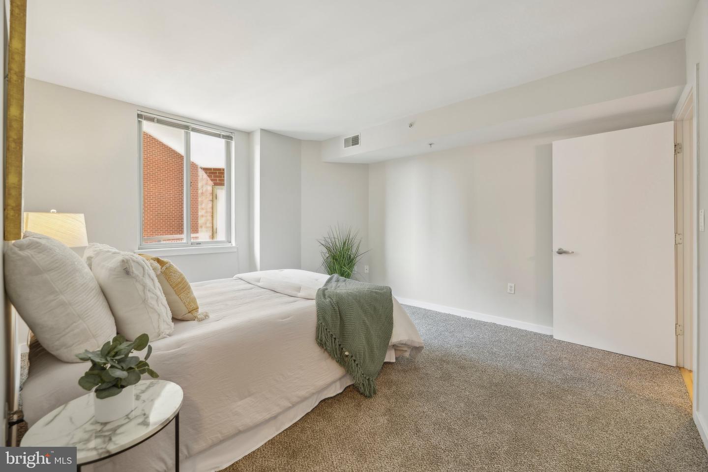 1000 NEW JERSEY AVE SE #829, WASHINGTON, District Of Columbia 20003, 1 Bedroom Bedrooms, ,1 BathroomBathrooms,Residential,For sale,1000 NEW JERSEY AVE SE #829,DCDC2173102 MLS # DCDC2173102