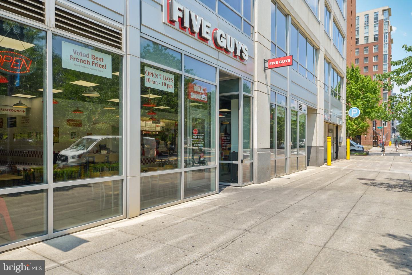 1000 NEW JERSEY AVE SE #829, WASHINGTON, District Of Columbia 20003, 1 Bedroom Bedrooms, ,1 BathroomBathrooms,Residential,For sale,1000 NEW JERSEY AVE SE #829,DCDC2173102 MLS # DCDC2173102