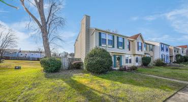 4717 HERSAND CT, WOODBRIDGE, Virginia 22193, 3 Bedrooms Bedrooms, ,1 BathroomBathrooms,Residential,For sale,4717 HERSAND CT,VAPW2085242 MLS # VAPW2085242