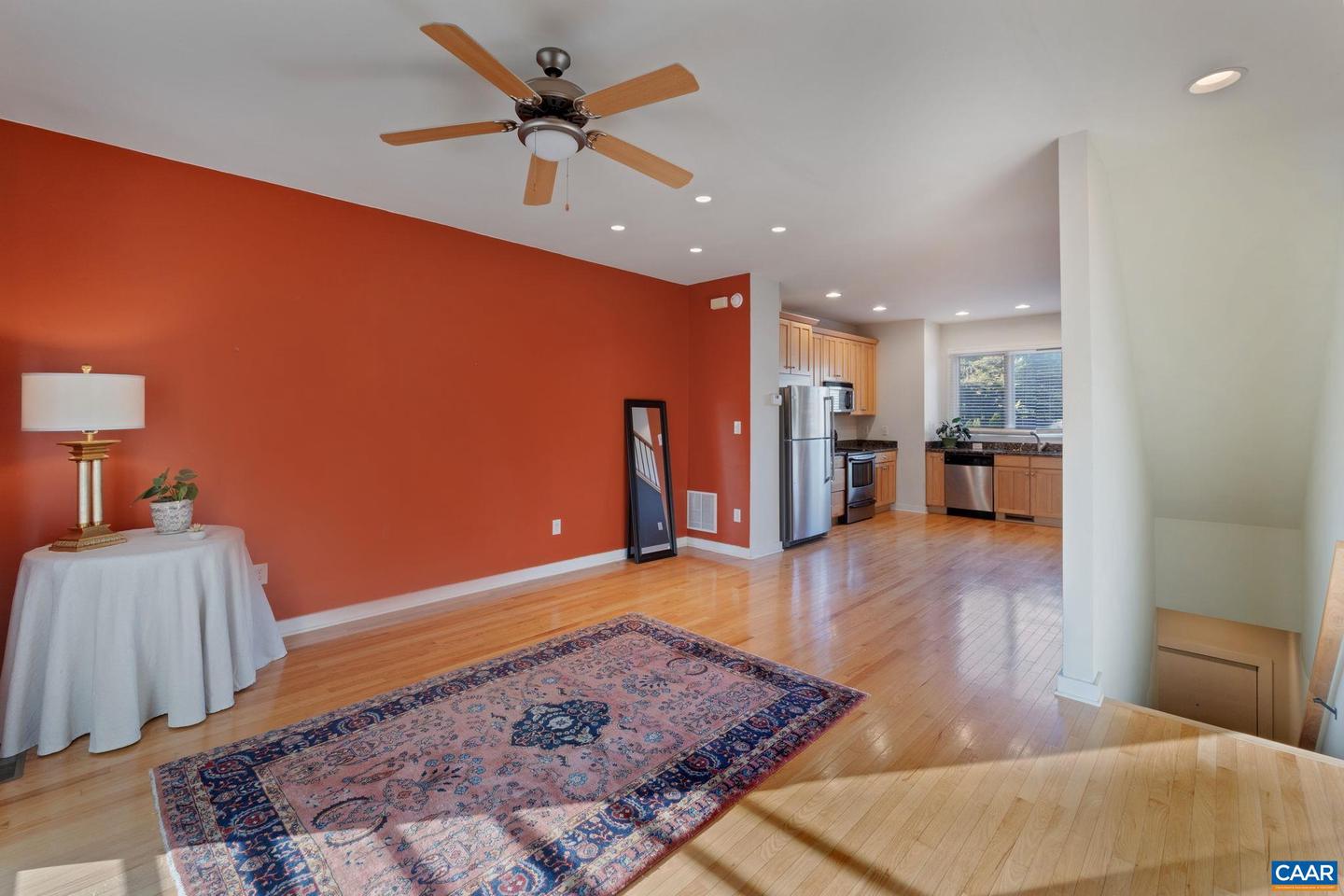 1013 LINDEN AVE #E, CHARLOTTESVILLE, Virginia 22902, 3 Bedrooms Bedrooms, ,2 BathroomsBathrooms,Residential,For sale,1013 LINDEN AVE #E,659780 MLS # 659780