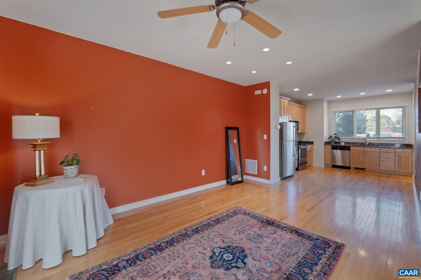 1013 LINDEN AVE #E, CHARLOTTESVILLE, Virginia 22902, 3 Bedrooms Bedrooms, ,2 BathroomsBathrooms,Residential,For sale,1013 LINDEN AVE #E,659780 MLS # 659780