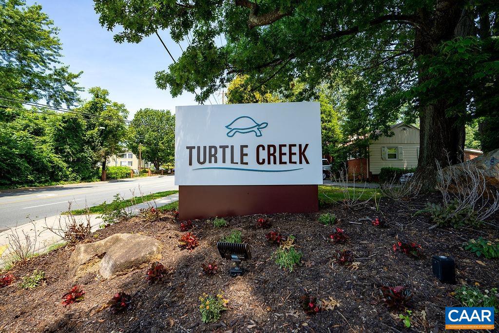 132 TURTLE CREEK RD #7, CHARLOTTESVILLE, Virginia 22901, 1 Bedroom Bedrooms, ,1 BathroomBathrooms,Residential,For sale,132 TURTLE CREEK RD #7,659793 MLS # 659793