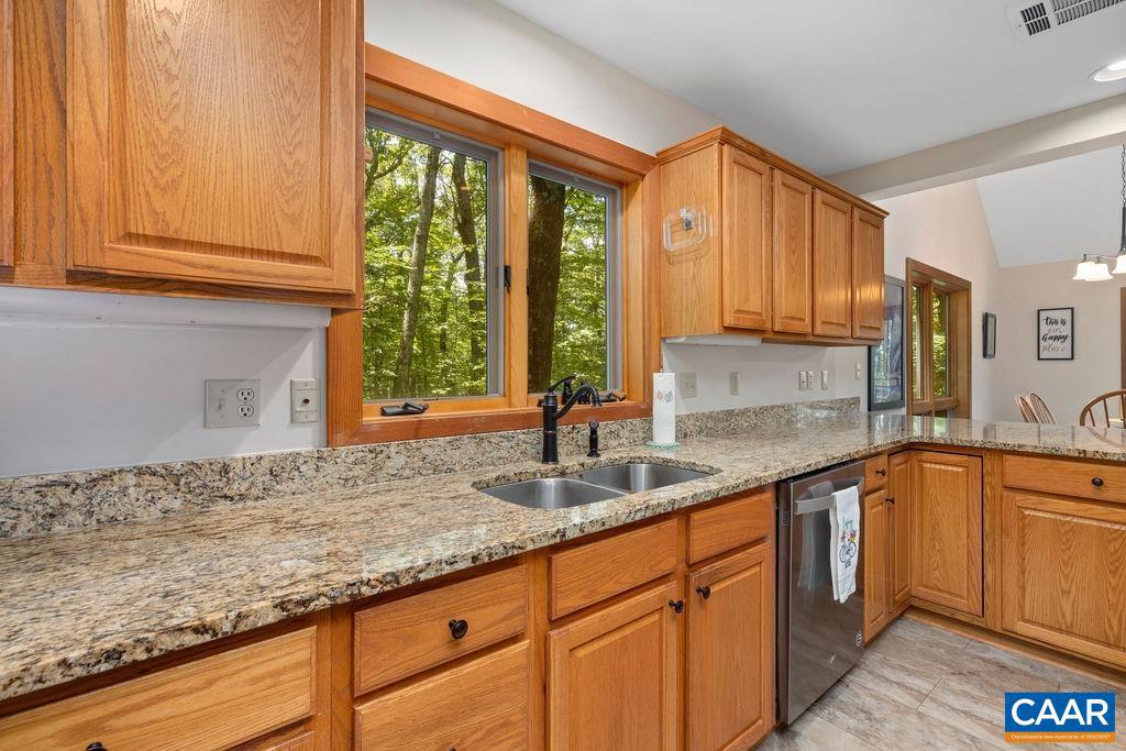 116 BEAR RUN, WINTERGREEN, Virginia 22967, 3 Bedrooms Bedrooms, ,2 BathroomsBathrooms,Residential,For sale,116 BEAR RUN,654510 MLS # 654510