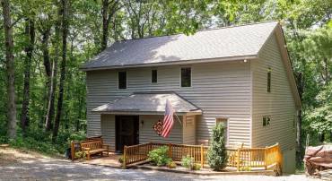 116 BEAR RUN, WINTERGREEN, Virginia 22967, 3 Bedrooms Bedrooms, ,2 BathroomsBathrooms,Residential,For sale,116 BEAR RUN,654510 MLS # 654510