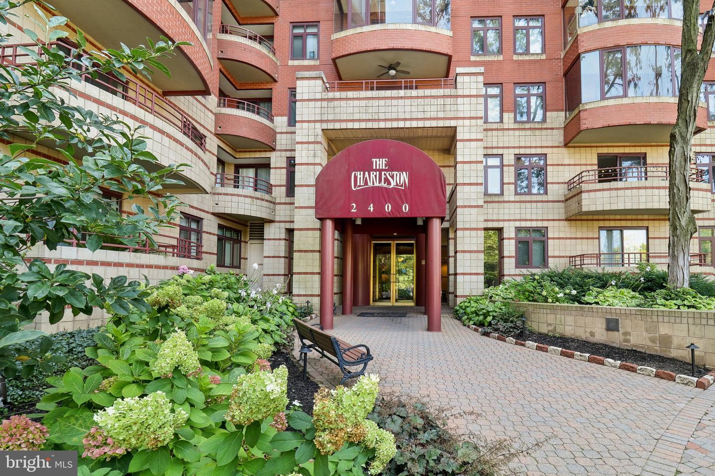 2400 CLARENDON BLVD #113, ARLINGTON, Virginia 22201, 1 Bedroom Bedrooms, ,1 BathroomBathrooms,Residential,For sale,2400 CLARENDON BLVD #113,VAAR2047730 MLS # VAAR2047730