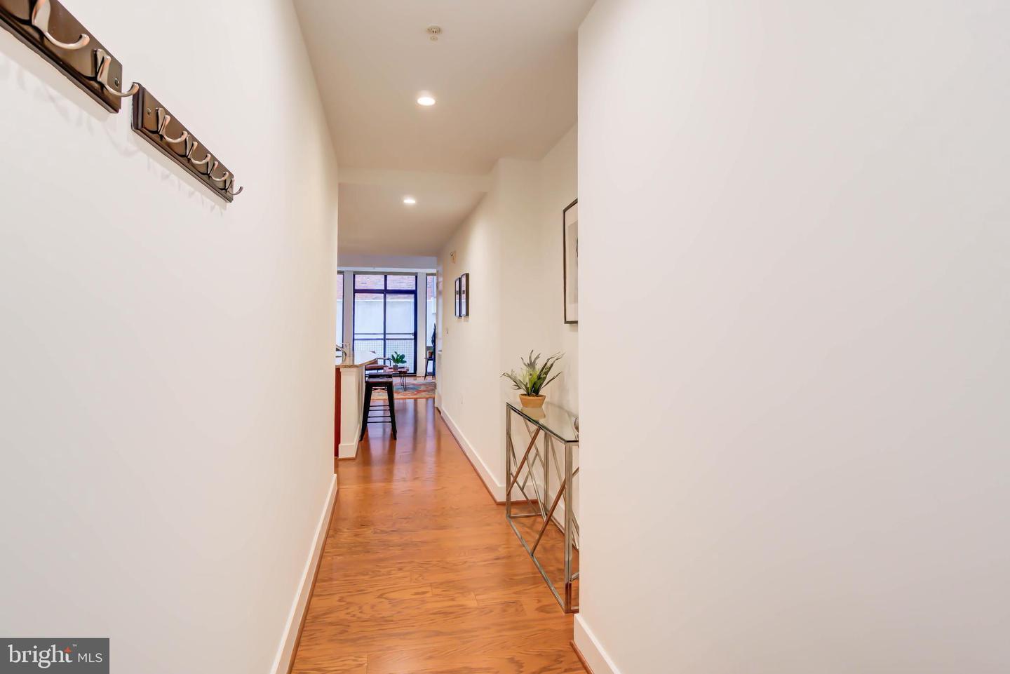 1211 13TH ST NW #T4, WASHINGTON, District Of Columbia 20005, 1 Bedroom Bedrooms, ,1 BathroomBathrooms,Residential,For sale,1211 13TH ST NW #T4,DCDC2161730 MLS # DCDC2161730