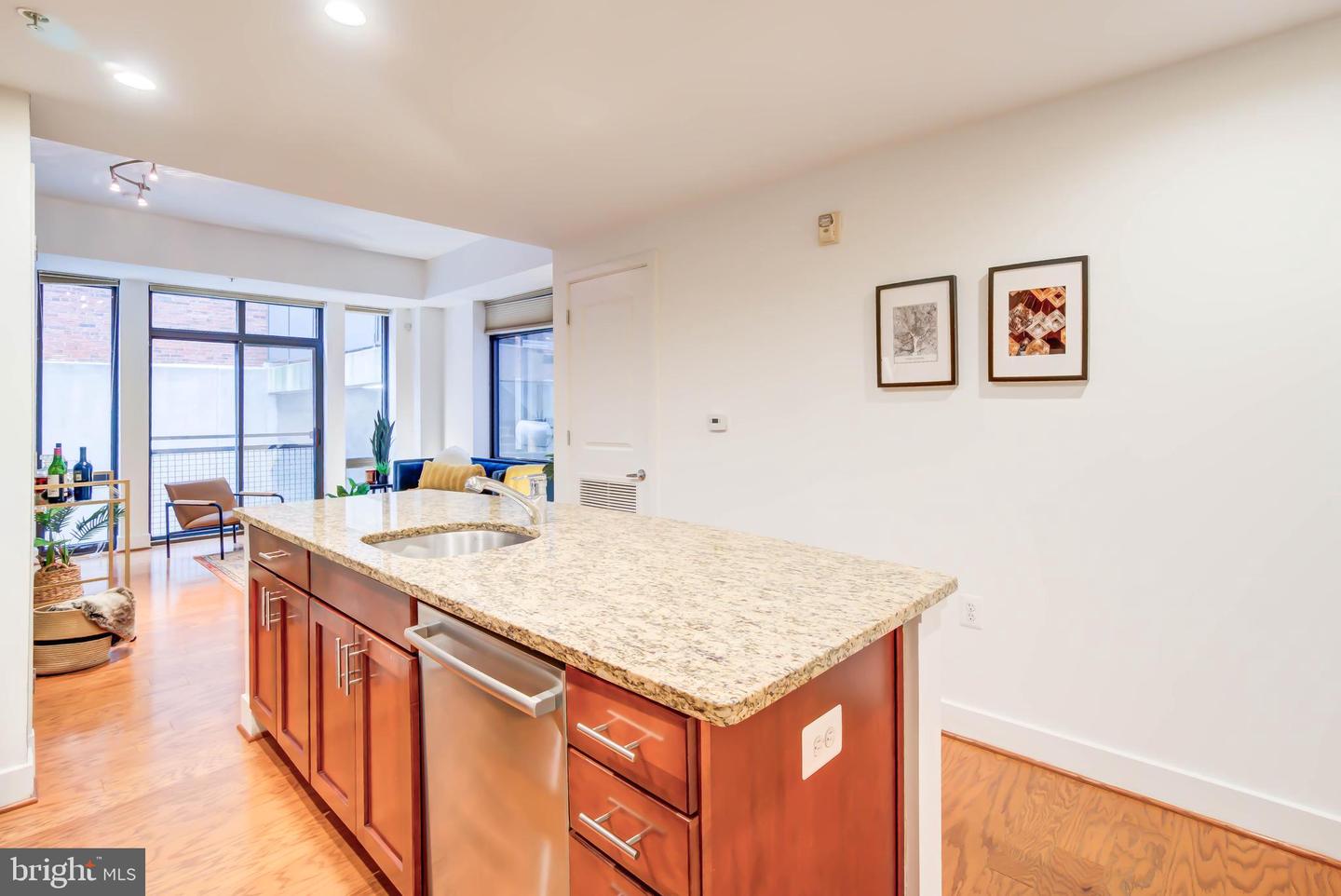 1211 13TH ST NW #T4, WASHINGTON, District Of Columbia 20005, 1 Bedroom Bedrooms, ,1 BathroomBathrooms,Residential,For sale,1211 13TH ST NW #T4,DCDC2161730 MLS # DCDC2161730