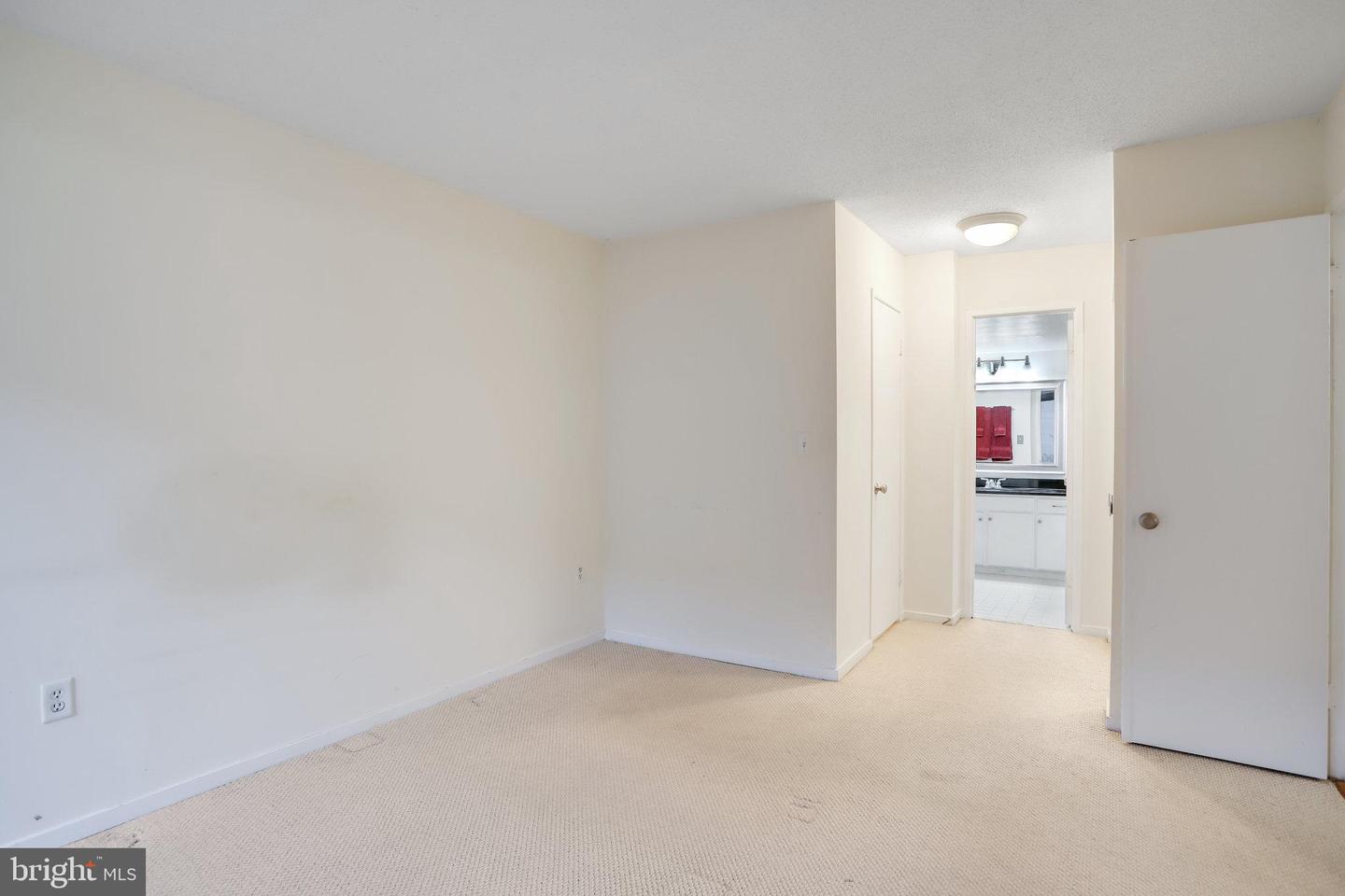 2320 WISCONSIN AVE NW #115, WASHINGTON, District Of Columbia 20007, 1 Bedroom Bedrooms, ,1 BathroomBathrooms,Residential,For sale,2320 WISCONSIN AVE NW #115,DCDC2168262 MLS # DCDC2168262