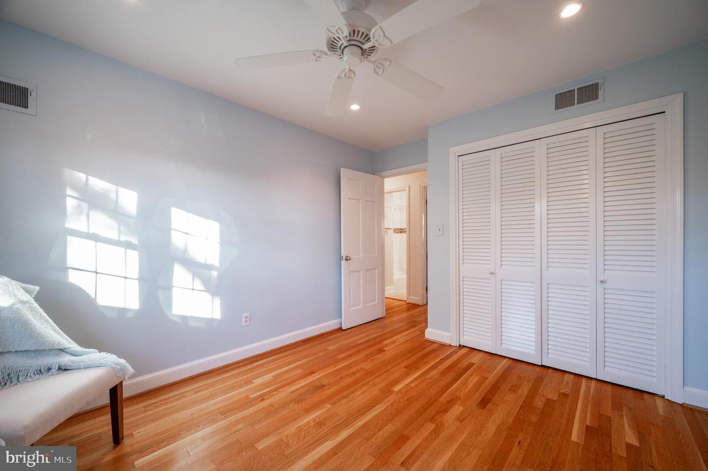 803 S FAIRFAX ST, ALEXANDRIA, Virginia 22314, 3 Bedrooms Bedrooms, ,2 BathroomsBathrooms,Residential,For sale,803 S FAIRFAX ST,VAAX2039820 MLS # VAAX2039820