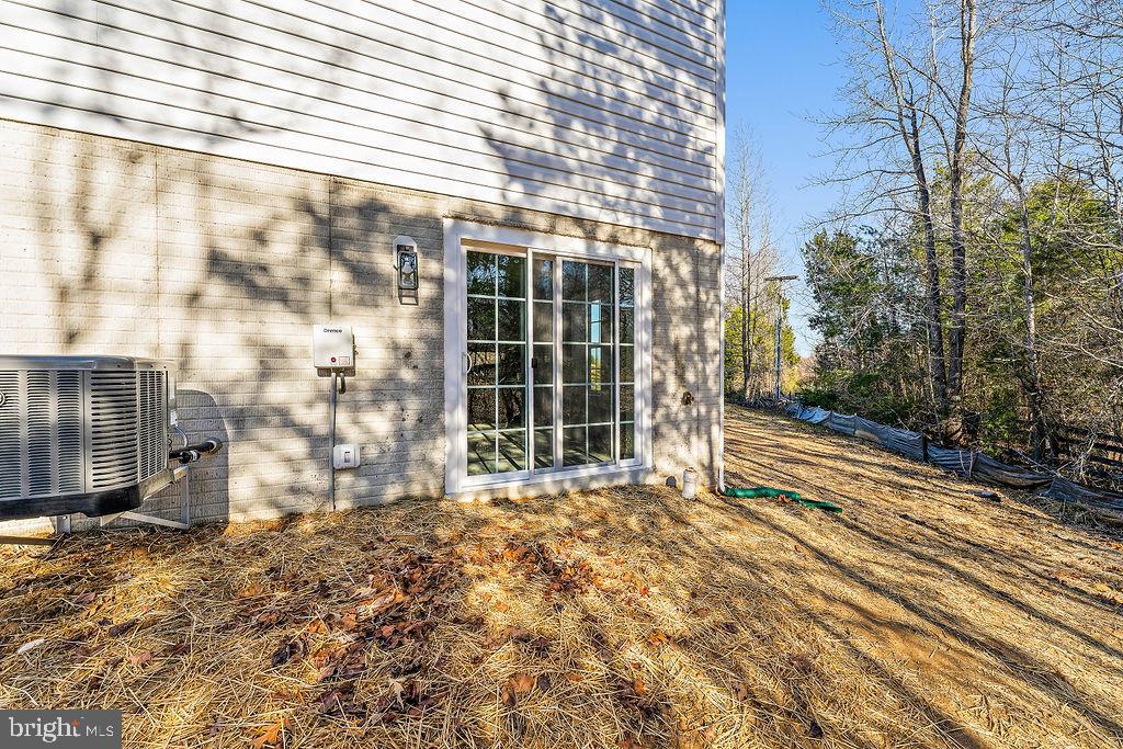 206 SECLUSION SHORES DR, MINERAL, Virginia 23117, 5 Bedrooms Bedrooms, ,3 BathroomsBathrooms,Residential,For sale,206 SECLUSION SHORES DR,VALA2007062 MLS # VALA2007062