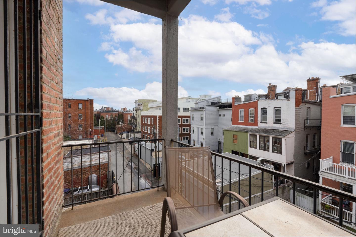 1340 FAIRMONT ST NW #34, WASHINGTON, District Of Columbia 20009, 2 Bedrooms Bedrooms, ,1 BathroomBathrooms,Residential,For sale,1340 FAIRMONT ST NW #34,DCDC2172682 MLS # DCDC2172682