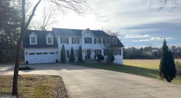 7267 RIDGEDALE DR, WARRENTON, Virginia 20186, 5 Bedrooms Bedrooms, ,4 BathroomsBathrooms,Residential,For sale,7267 RIDGEDALE DR,VAFQ2015040 MLS # VAFQ2015040