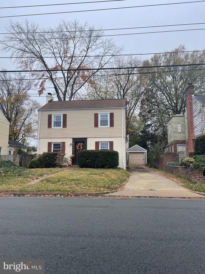 2804 CAMERON MILLS RD, ALEXANDRIA, Virginia 22302, 3 Bedrooms Bedrooms, ,2 BathroomsBathrooms,Residential,For sale,2804 CAMERON MILLS RD,VAAX2040432 MLS # VAAX2040432