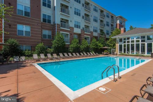 9480 VIRGINIA CENTER BLVD #16, VIENNA, Virginia 22181, 1 Bedroom Bedrooms, ,1 BathroomBathrooms,Residential,For sale,9480 VIRGINIA CENTER BLVD #16,VAFX2214264 MLS # VAFX2214264