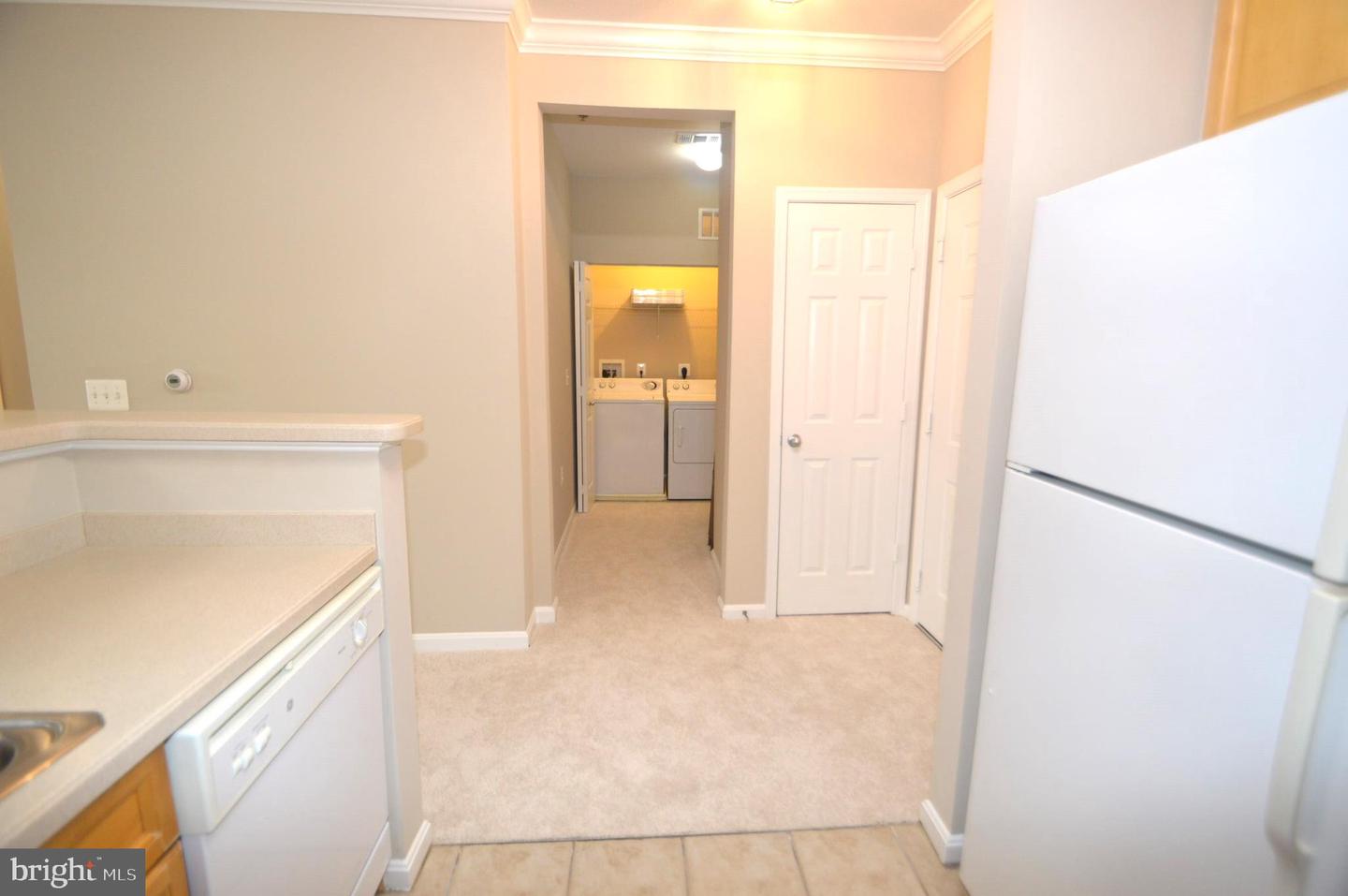 9480 VIRGINIA CENTER BLVD #16, VIENNA, Virginia 22181, 1 Bedroom Bedrooms, ,1 BathroomBathrooms,Residential,For sale,9480 VIRGINIA CENTER BLVD #16,VAFX2214264 MLS # VAFX2214264