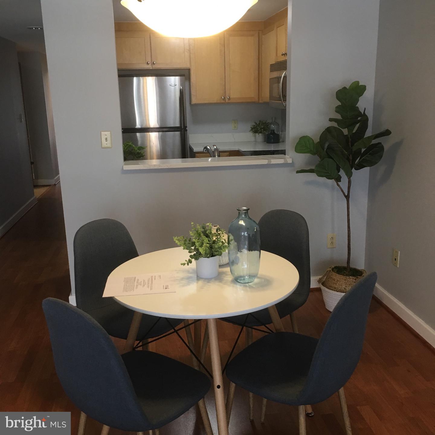 1150 K ST NW #609, WASHINGTON, District Of Columbia 20005, 2 Bedrooms Bedrooms, 3 Rooms Rooms,2 BathroomsBathrooms,Residential,For sale,1150 K ST NW #609,DCDC2173330 MLS # DCDC2173330