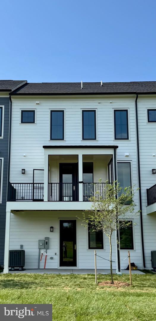 645 ANGELFISH WAY, WOODBRIDGE, Virginia 22191, 4 Bedrooms Bedrooms, ,3 BathroomsBathrooms,Residential,For sale,645 ANGELFISH WAY,VAPW2085308 MLS # VAPW2085308
