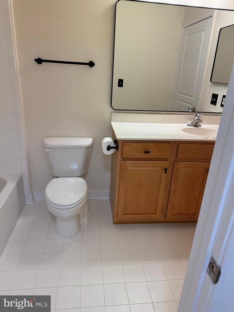 12001 MARKET ST #311, RESTON, Virginia 20190, 1 Bedroom Bedrooms, ,1 BathroomBathrooms,Residential,For sale,12001 MARKET ST #311,VAFX2216200 MLS # VAFX2216200