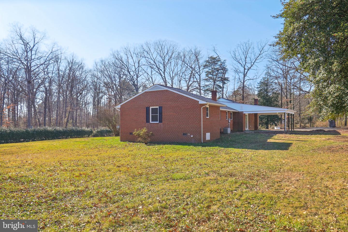 6903 SMITH STATION RD, SPOTSYLVANIA, Virginia 22553, 4 Bedrooms Bedrooms, ,2 BathroomsBathrooms,Residential,For sale,6903 SMITH STATION RD,VASP2029838 MLS # VASP2029838