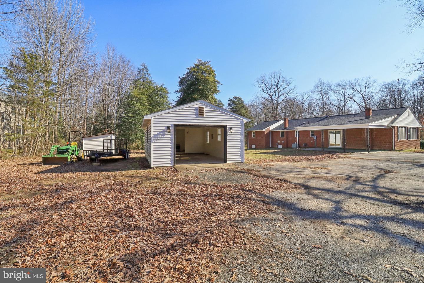 6903 SMITH STATION RD, SPOTSYLVANIA, Virginia 22553, 4 Bedrooms Bedrooms, ,2 BathroomsBathrooms,Residential,For sale,6903 SMITH STATION RD,VASP2029838 MLS # VASP2029838