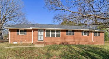 6903 SMITH STATION RD, SPOTSYLVANIA, Virginia 22553, 4 Bedrooms Bedrooms, ,2 BathroomsBathrooms,Residential,For sale,6903 SMITH STATION RD,VASP2029838 MLS # VASP2029838