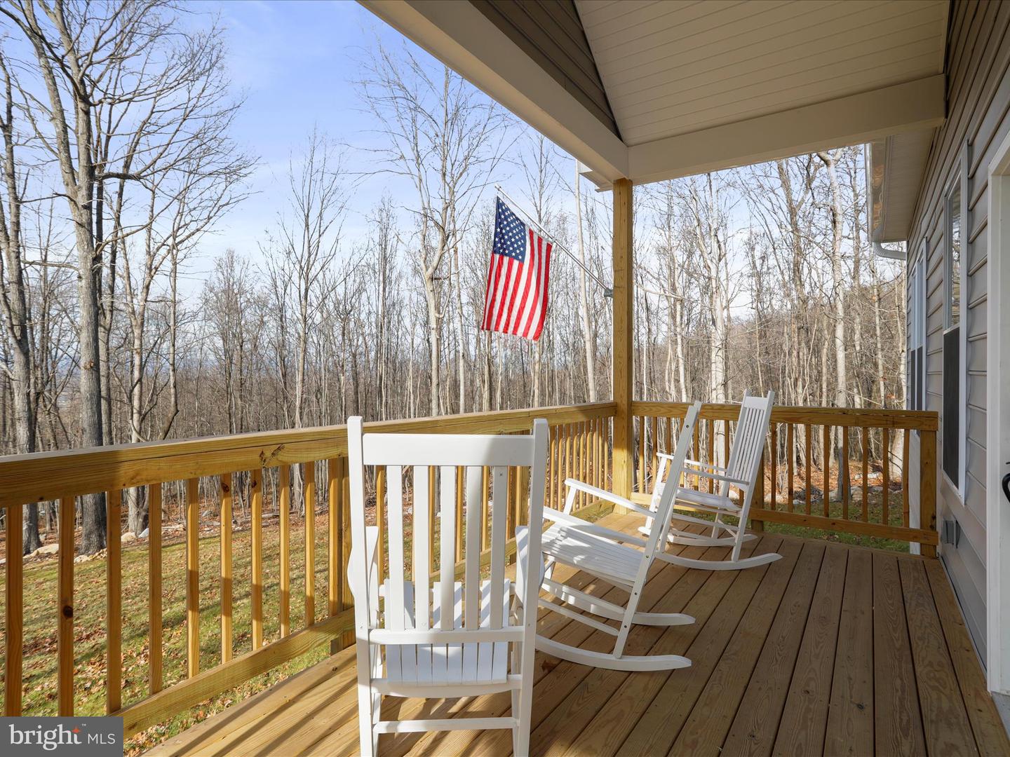 115 MOUNTAIN TOP LN, NEW MARKET, Virginia 22844, 3 Bedrooms Bedrooms, 8 Rooms Rooms,3 BathroomsBathrooms,Residential,For sale,115 MOUNTAIN TOP LN,VASH2010366 MLS # VASH2010366