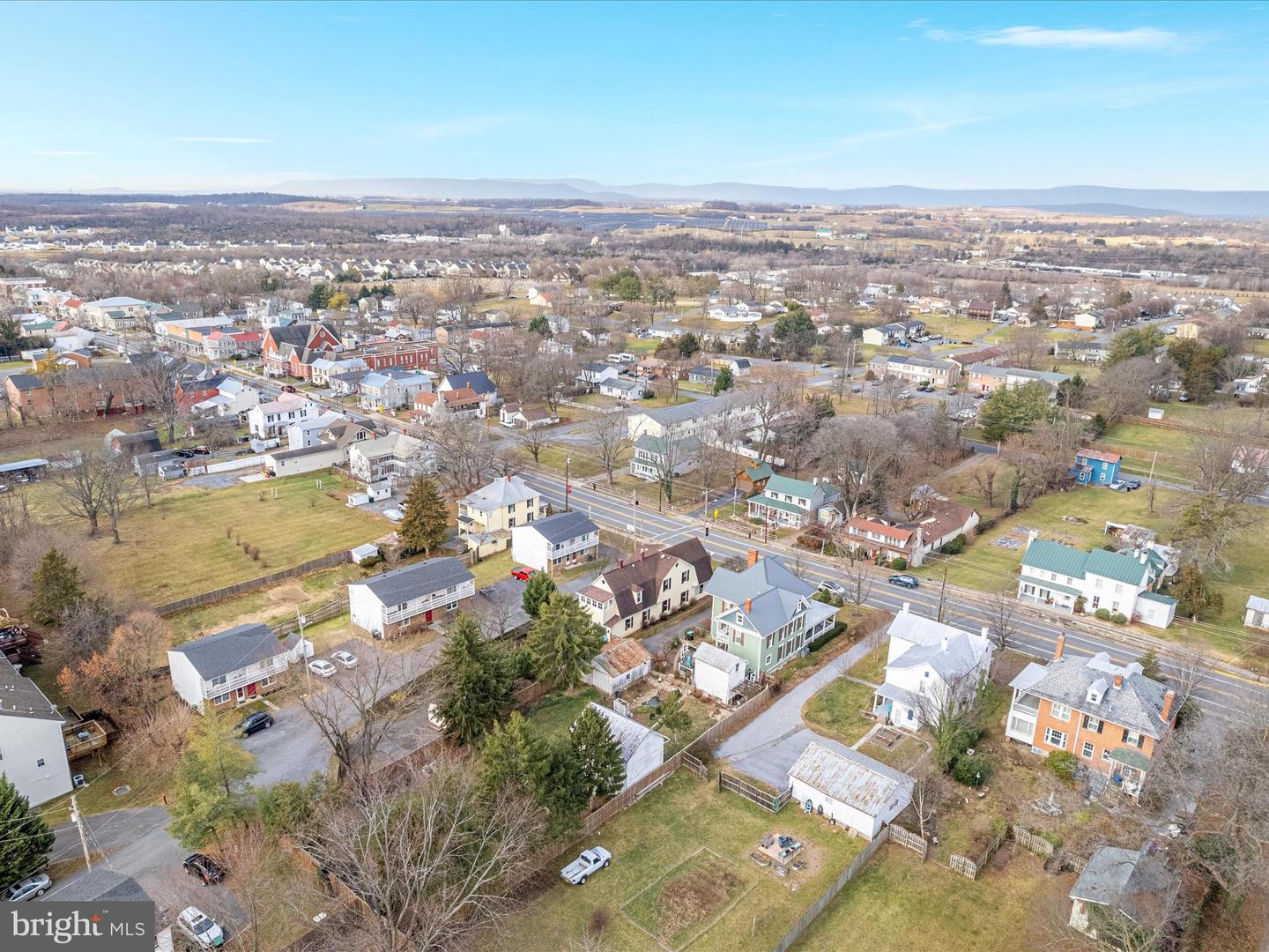 5226 MAIN ST, STEPHENS CITY, Virginia 22655, 4 Bedrooms Bedrooms, ,1 BathroomBathrooms,Residential,For sale,5226 MAIN ST,VAFV2023568 MLS # VAFV2023568