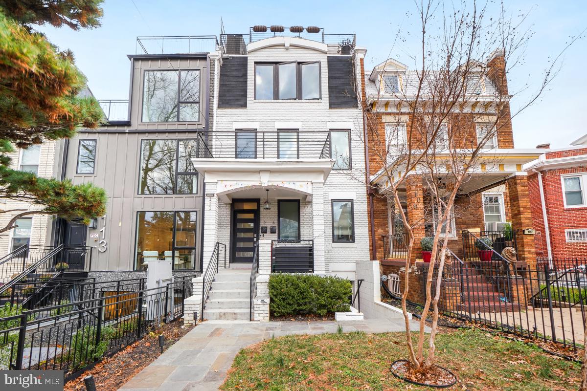 111 VARNUM ST NW #3, WASHINGTON, District Of Columbia 20011, 3 Bedrooms Bedrooms, ,3 BathroomsBathrooms,Residential,For sale,111 VARNUM ST NW #3,DCDC2173348 MLS # DCDC2173348