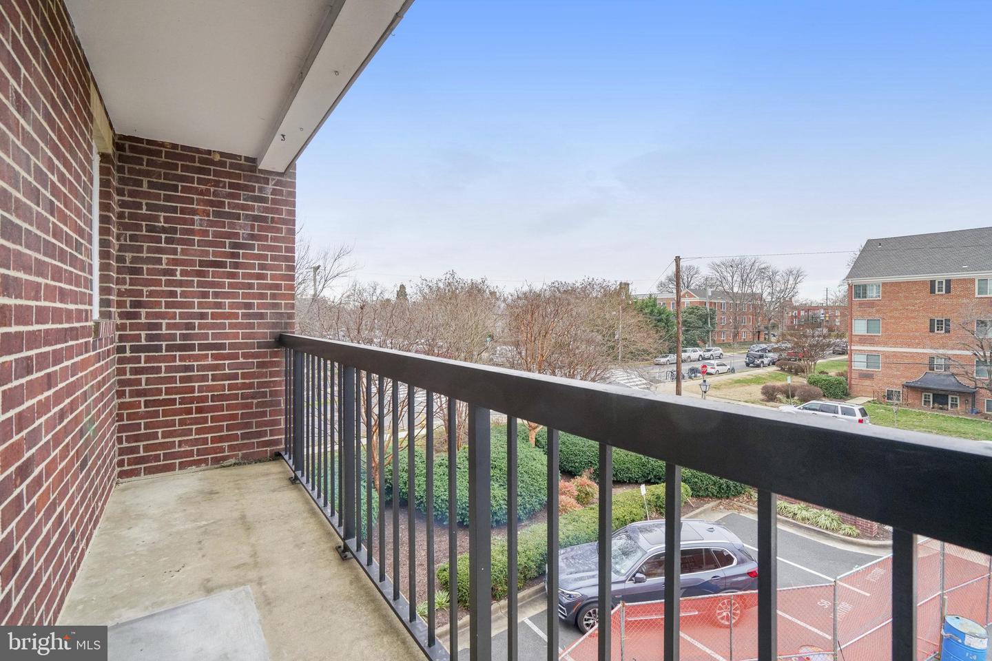 801 S PITT ST #429, ALEXANDRIA, Virginia 22314, 1 Bedroom Bedrooms, ,1 BathroomBathrooms,Residential,For sale,801 S PITT ST #429,VAAX2039916 MLS # VAAX2039916