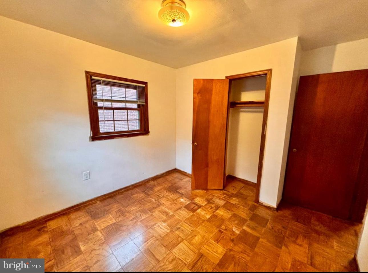 1310 S POE ST, ARLINGTON, Virginia 22204, 3 Bedrooms Bedrooms, ,2 BathroomsBathrooms,Residential,For sale,1310 S POE ST,VAAR2051932 MLS # VAAR2051932