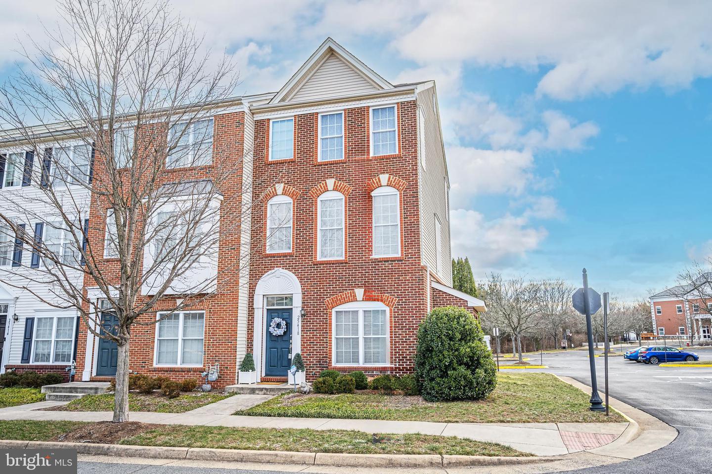 25418 S RIDING BLVD, CHANTILLY, Virginia 20152, 3 Bedrooms Bedrooms, ,3 BathroomsBathrooms,Residential,For sale,25418 S RIDING BLVD,VALO2085910 MLS # VALO2085910