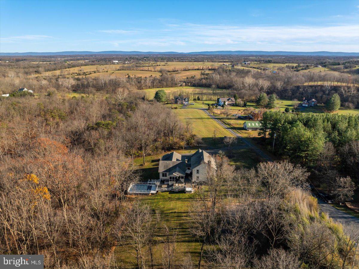 190 WRIGHT DR, CLEAR BROOK, Virginia 22624, 5 Bedrooms Bedrooms, ,3 BathroomsBathrooms,Residential,For sale,190 WRIGHT DR,VAFV2023252 MLS # VAFV2023252