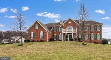 41145 DUTTON CT, WATERFORD, Virginia 20197, 4 Bedrooms Bedrooms, ,5 BathroomsBathrooms,Residential,For sale,41145 DUTTON CT,VALO2080218 MLS # VALO2080218