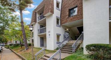 3803 LARAMIE PL #122 M, ALEXANDRIA, Virginia 22309, 3 Bedrooms Bedrooms, ,2 BathroomsBathrooms,Residential,For sale,3803 LARAMIE PL #122 M,VAFX2213242 MLS # VAFX2213242