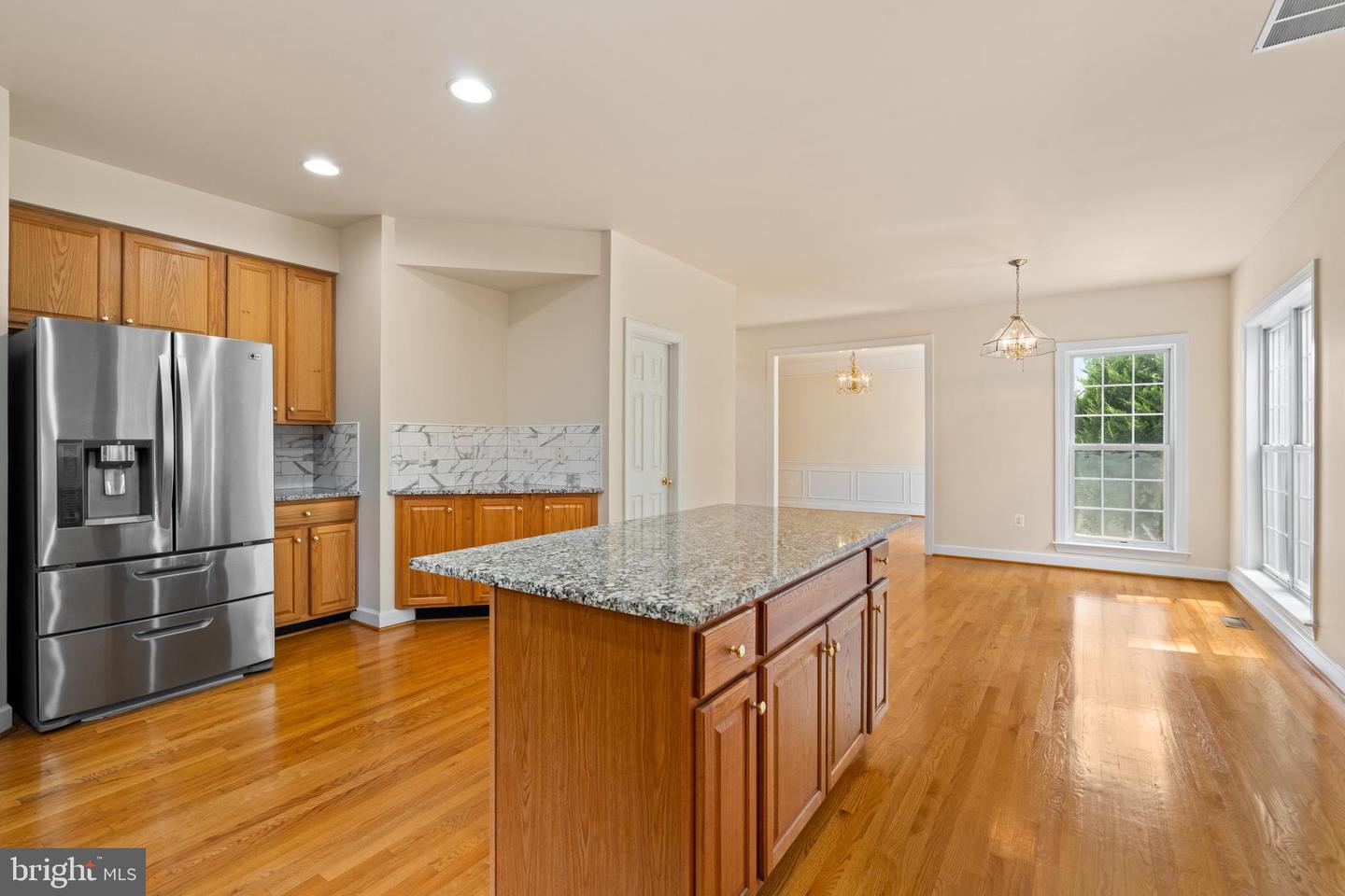 8036 HOLLAND RD, ALEXANDRIA, Virginia 22306, 4 Bedrooms Bedrooms, ,2 BathroomsBathrooms,Residential,For sale,8036 HOLLAND RD,VAFX2216364 MLS # VAFX2216364