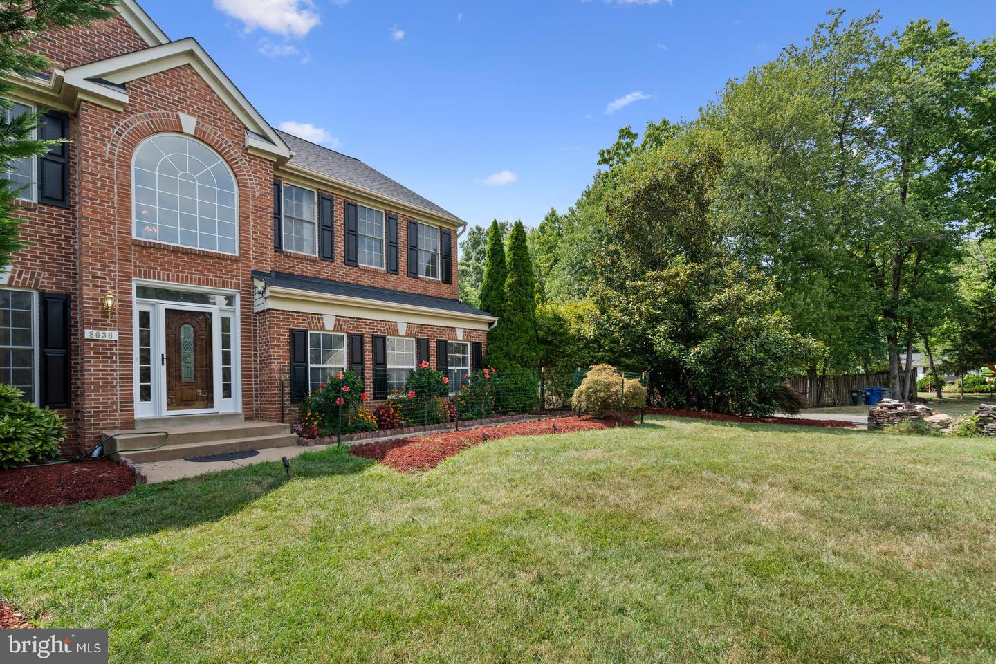 8036 HOLLAND RD, ALEXANDRIA, Virginia 22306, 4 Bedrooms Bedrooms, ,2 BathroomsBathrooms,Residential,For sale,8036 HOLLAND RD,VAFX2216364 MLS # VAFX2216364