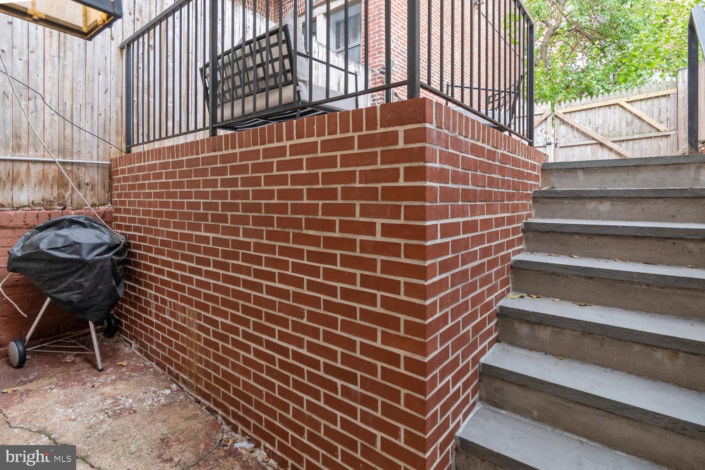 1936 NEW HAMPSHIRE AVE NW, WASHINGTON, District Of Columbia 20009, 2 Bedrooms Bedrooms, ,1 BathroomBathrooms,Residential,For sale,1936 NEW HAMPSHIRE AVE NW,DCDC2173472 MLS # DCDC2173472