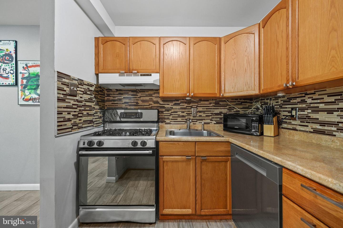 4555 MACARTHUR BLVD NW #G5, WASHINGTON, District Of Columbia 20007, 1 Bedroom Bedrooms, ,1 BathroomBathrooms,Residential,For sale,4555 MACARTHUR BLVD NW #G5,DCDC2150406 MLS # DCDC2150406