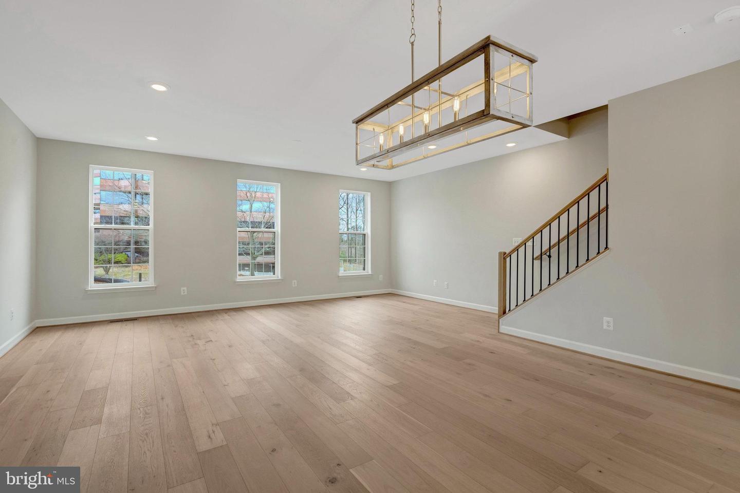 05 FAIR LAKES CT, FAIRFAX, Virginia 22033, 3 Bedrooms Bedrooms, ,3 BathroomsBathrooms,Residential,For sale,05 FAIR LAKES CT,VAFX2195908 MLS # VAFX2195908