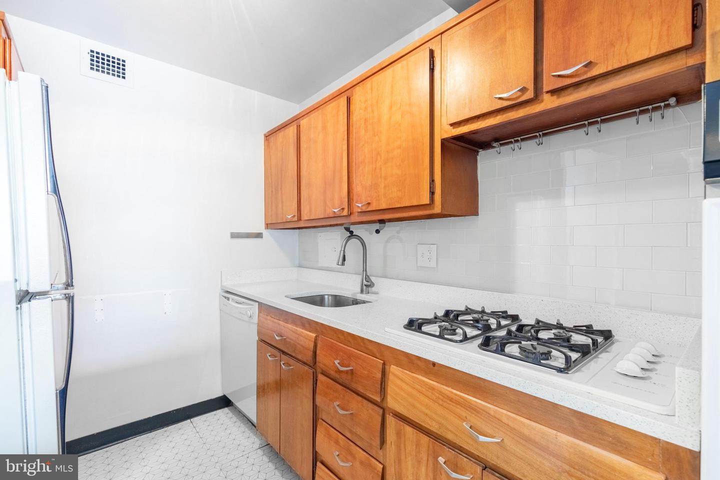 730 24TH ST NW #410, WASHINGTON, District Of Columbia 20037, 1 Bedroom Bedrooms, ,1 BathroomBathrooms,Residential,For sale,730 24TH ST NW #410,DCDC2159542 MLS # DCDC2159542