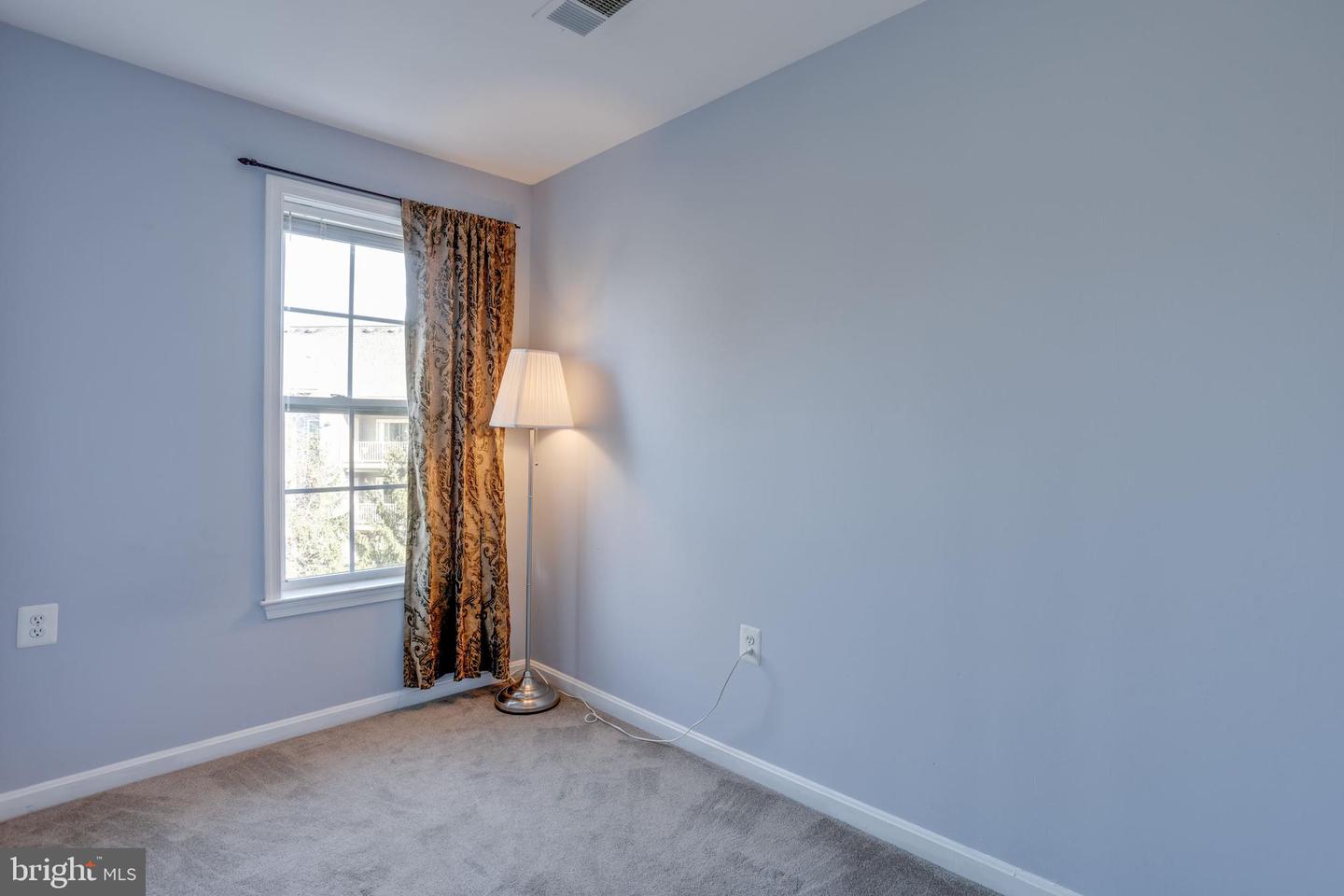 11328 WESTBROOK MILL LN #304, FAIRFAX, Virginia 22030, 4 Bedrooms Bedrooms, ,2 BathroomsBathrooms,Residential,For sale,11328 WESTBROOK MILL LN #304,VAFX2214222 MLS # VAFX2214222