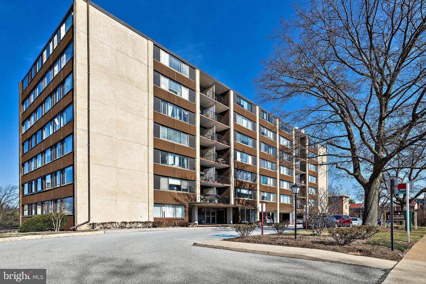 4401 CHERRY HILL RD #45, ARLINGTON, Virginia 22207, 1 Bedroom Bedrooms, ,1 BathroomBathrooms,Residential,For sale,4401 CHERRY HILL RD #45,VAAR2051686 MLS # VAAR2051686