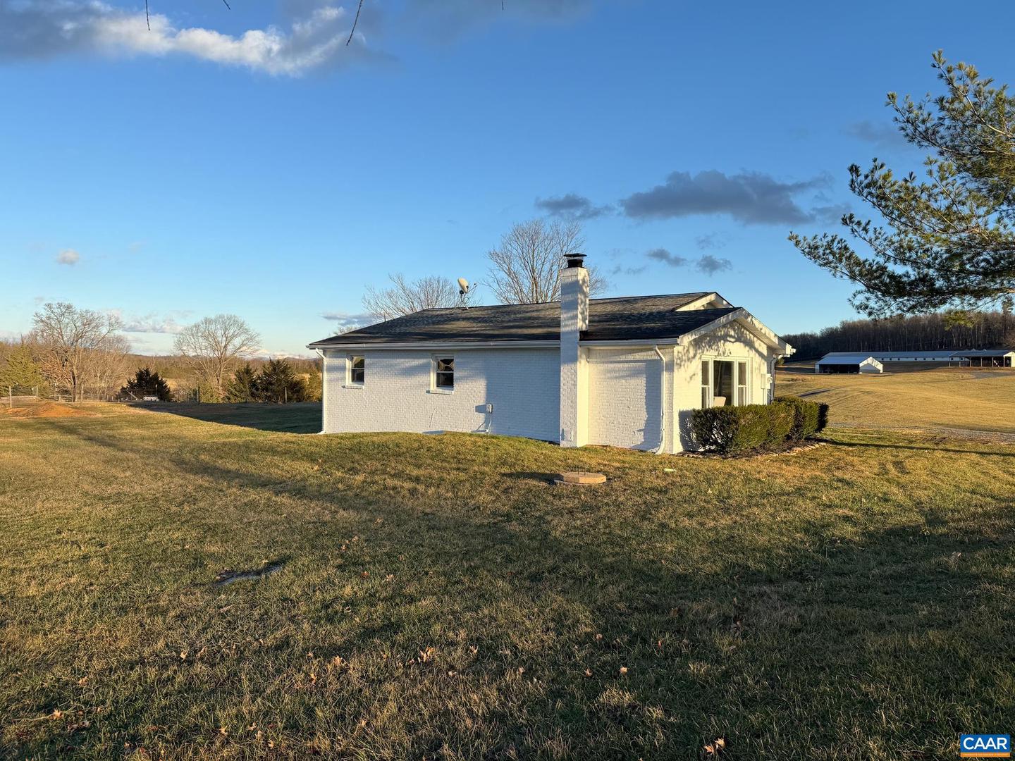 262 BERRY LN, STAUNTON, Virginia 24401, 3 Bedrooms Bedrooms, ,2 BathroomsBathrooms,Residential,For sale,262 BERRY LN,659540 MLS # 659540